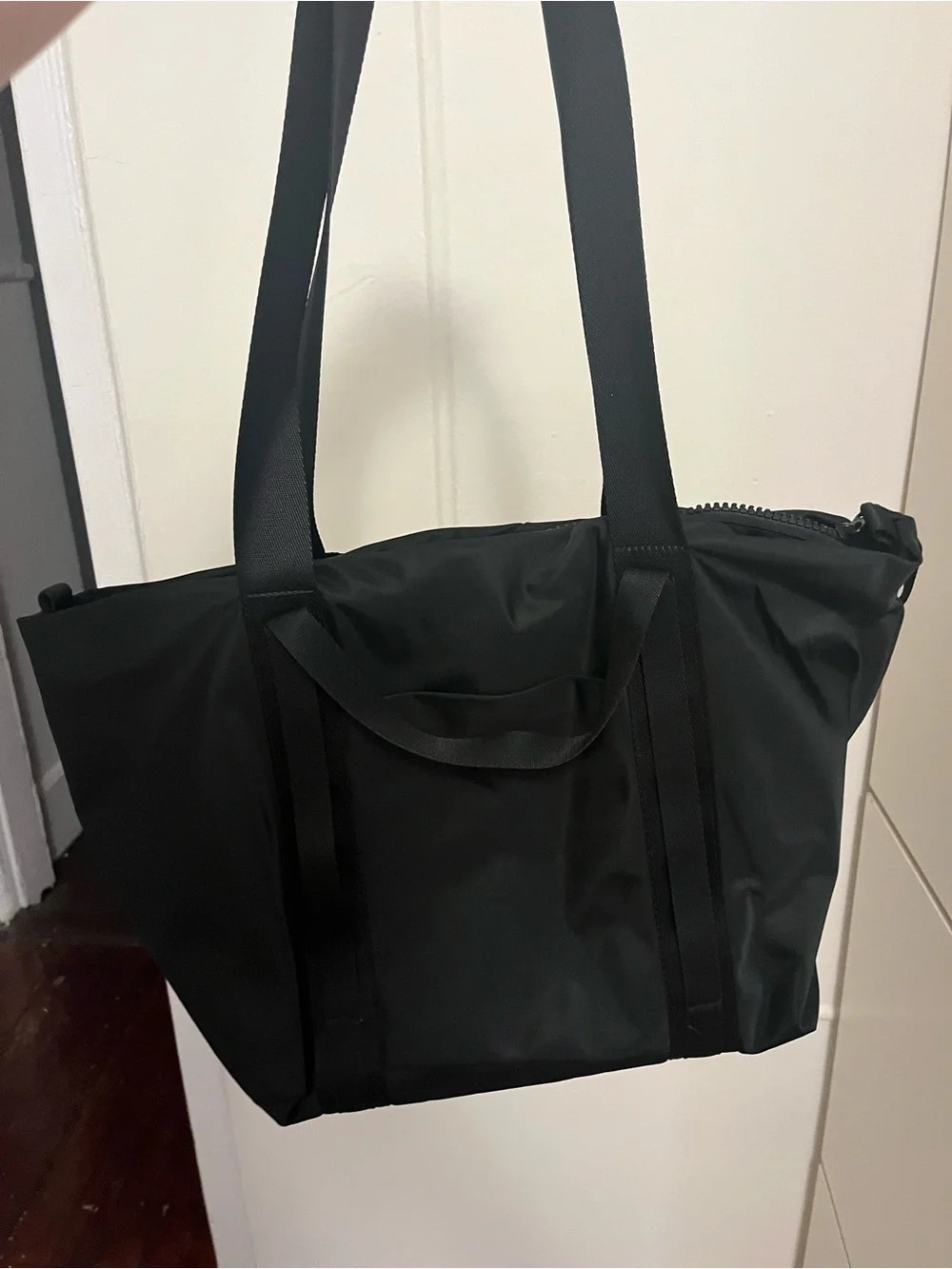 Everlane Recycled Nylon Tote Black